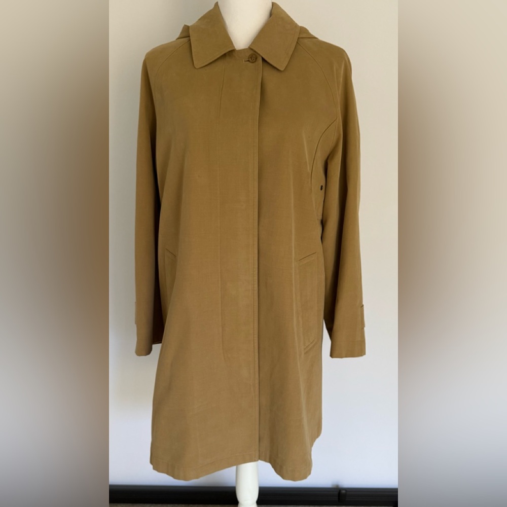 Vintage Burberry’s’ Hooded Coat - Size 4